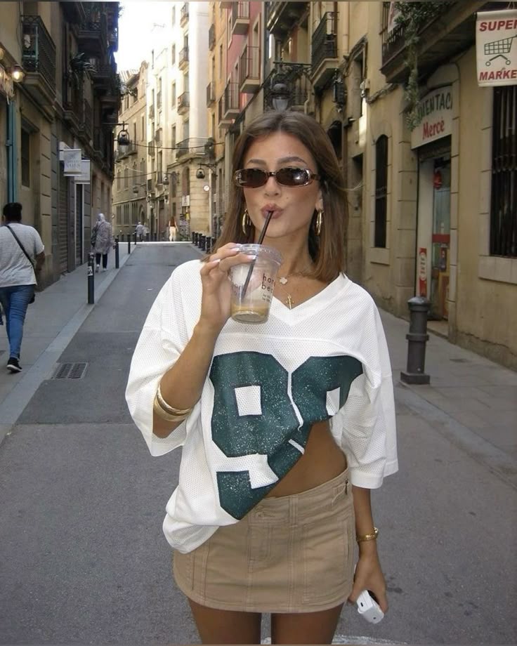 Jurken, Rokken & Korte Broeken - Feminine Essentials ✨